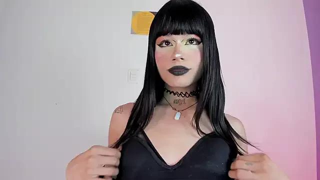 Check-out our cam rooms range and converse on a personal level with our delicious livecams streamers, showing off their spicy curves and toys.