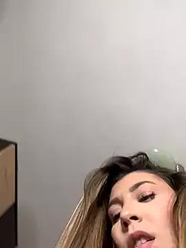 NatashaXVibe from StripChat is Freechat