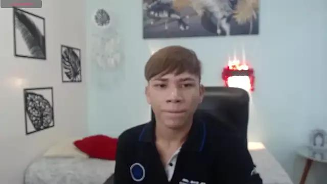 nathanclay from StripChat is Freechat