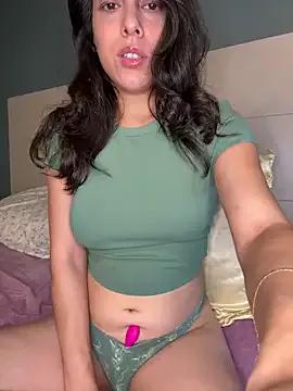 Natur4lBeautyb33 from StripChat is Freechat