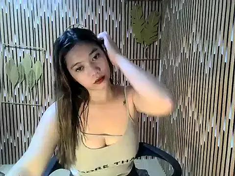 naughty_glyzel from StripChat is Freechat