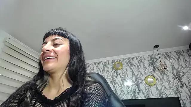 Naughty_Kittenm from StripChat is Freechat