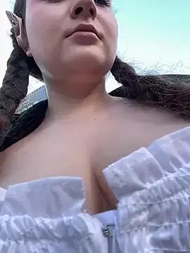Naughty_Rozi from StripChat is Freechat