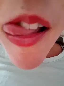 NaughtyCatgirl from StripChat is Freechat