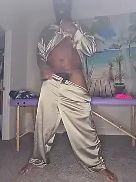 Naughtyhands242 from StripChat is Freechat