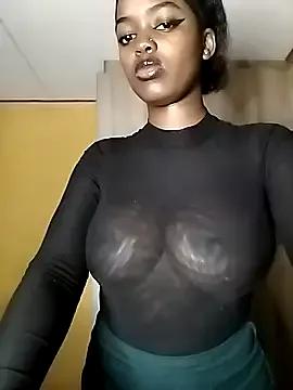 NawtyLisa from StripChat is Freechat