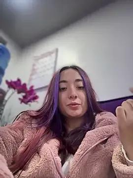 NiaCherry from StripChat is Freechat