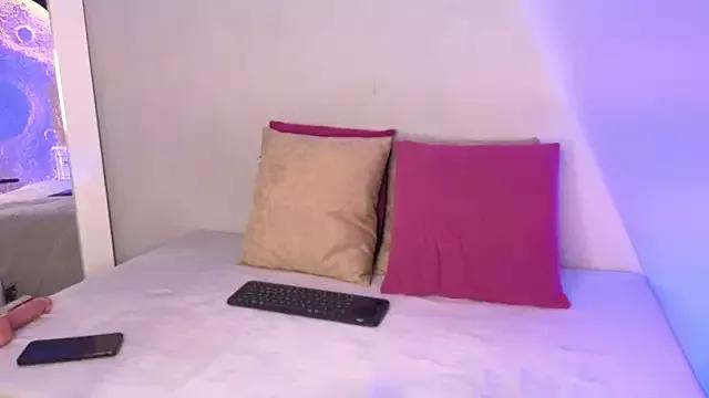 NickiCortez from StripChat is Freechat