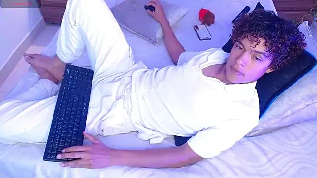 Check-out our cam rooms range and converse on a personal level with our delicious livecams streamers, showing off their spicy curves and toys.