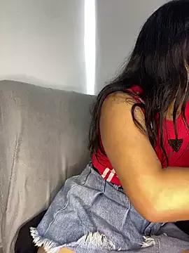 Nicol_18s from StripChat is Freechat