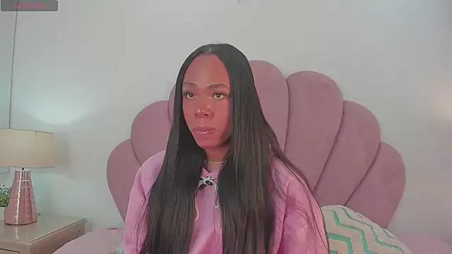 Nicole_Paradise from StripChat is Freechat