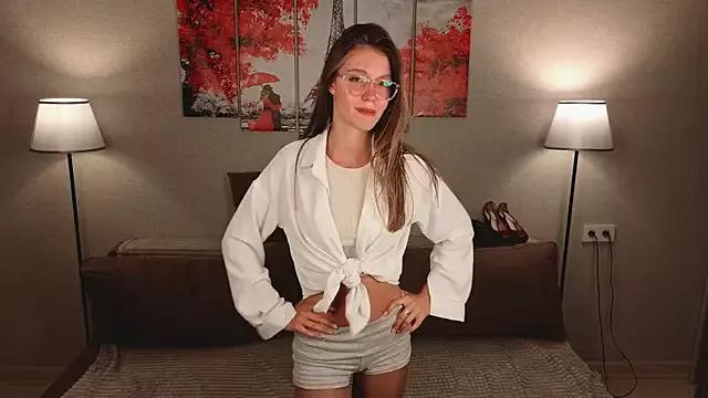 NicolePelosi from StripChat is Freechat