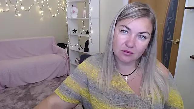 NikaSkylink from StripChat is Freechat