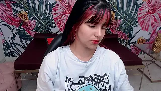 Check-out our cam rooms range and converse on a personal level with our delicious livecams streamers, showing off their spicy curves and toys.