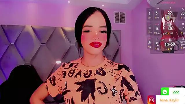 Check-out our cam rooms range and converse on a personal level with our delicious livecams streamers, showing off their spicy curves and toys.