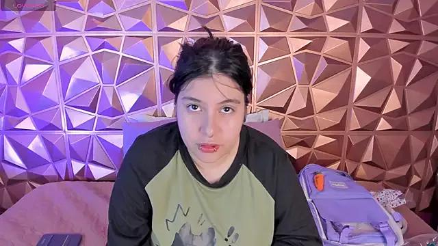 noratulipan from StripChat is Freechat