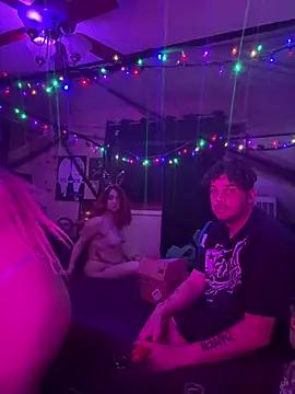 Check-out our cam rooms range and converse on a personal level with our delicious livecams streamers, showing off their spicy curves and toys.