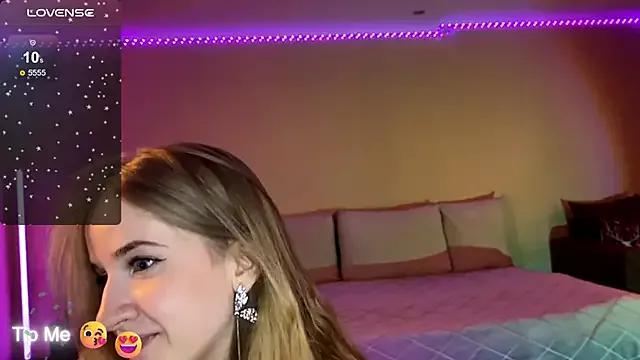 OhMyBella999 from StripChat is Freechat