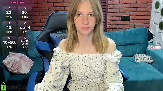 Olisa_fox from StripChat is Freechat