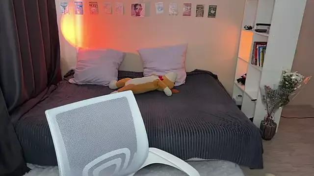 Check-out our cam rooms range and converse on a personal level with our delicious livecams streamers, showing off their spicy curves and toys.