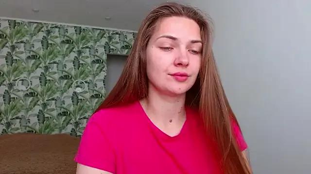 Olivia_shine from StripChat is Freechat