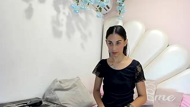 Check-out our cam rooms range and converse on a personal level with our delicious livecams streamers, showing off their spicy curves and toys.