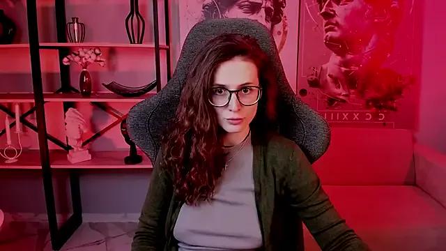 OliviaMcClean from StripChat is Freechat