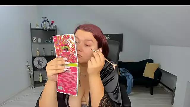 OliviaMyllers from StripChat is Freechat