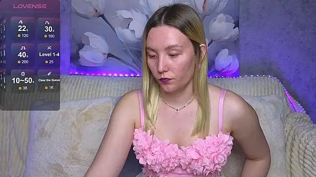 OliviaShepard from StripChat is Freechat
