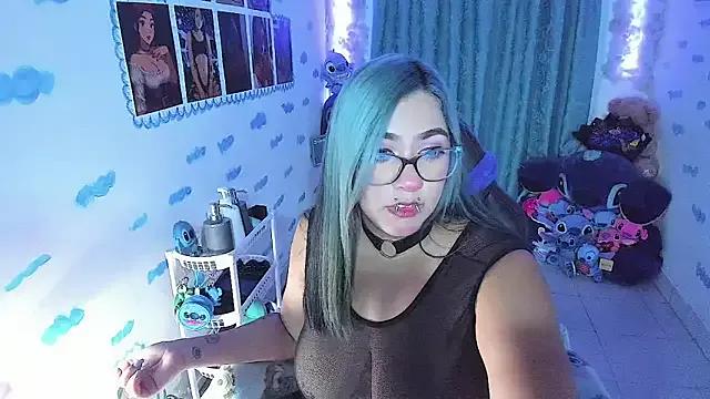 Check-out our cam rooms range and converse on a personal level with our delicious livecams streamers, showing off their spicy curves and toys.