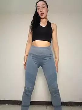 Oriana111 from StripChat is Freechat