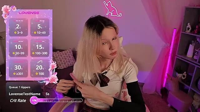Check-out our cam rooms range and converse on a personal level with our delicious livecams streamers, showing off their spicy curves and toys.