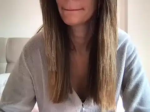 paolajonez from StripChat is Freechat