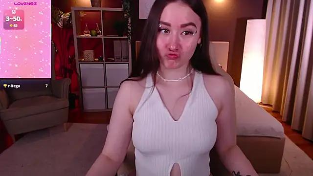 Check-out our cam rooms range and converse on a personal level with our delicious livecams streamers, showing off their spicy curves and toys.