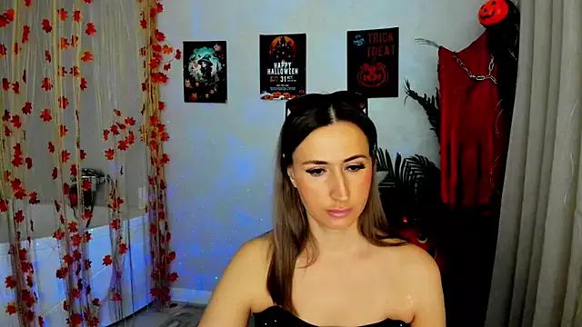 Check-out our cam rooms range and converse on a personal level with our delicious livecams streamers, showing off their spicy curves and toys.