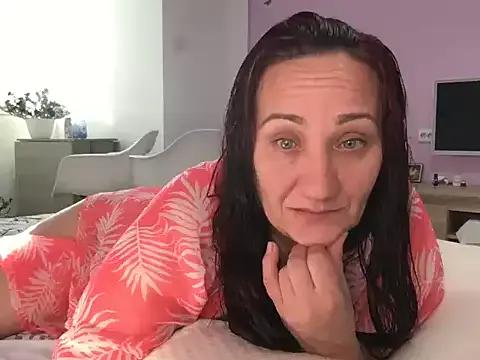 paula1929 from StripChat is Freechat