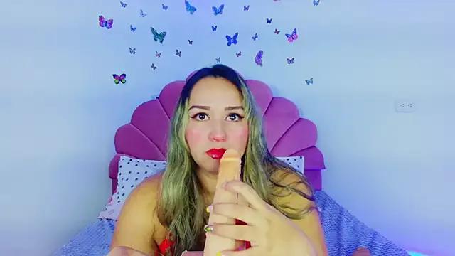 Check-out our cam rooms range and converse on a personal level with our delicious livecams streamers, showing off their spicy curves and toys.