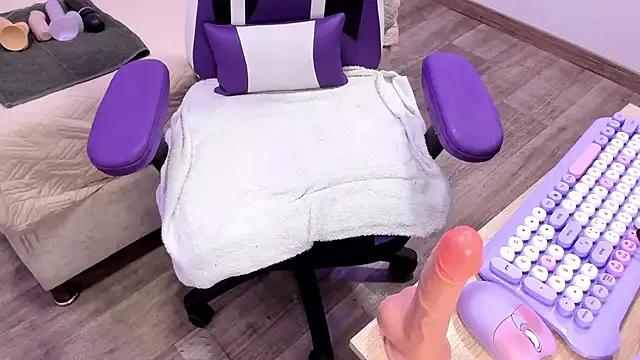 Check-out our cam rooms range and converse on a personal level with our delicious livecams streamers, showing off their spicy curves and toys.