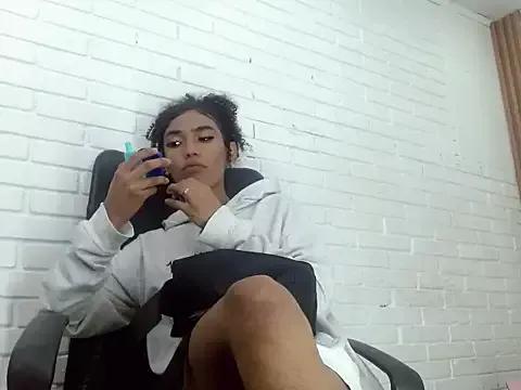 Penelopee_Rouse from StripChat is Freechat