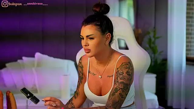 perfectt33n from StripChat is Freechat