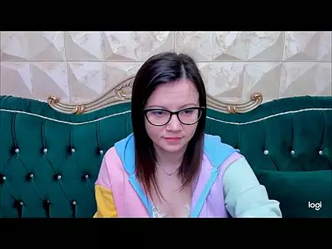 PetiteEva from StripChat is Freechat