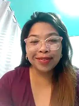 Pinaydreamer18 from StripChat is Freechat