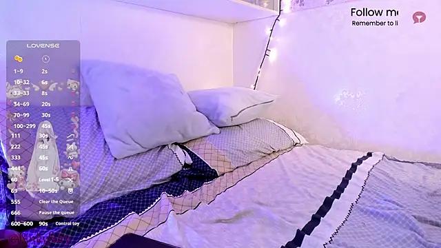 Check-out our cam rooms range and converse on a personal level with our delicious livecams streamers, showing off their spicy curves and toys.