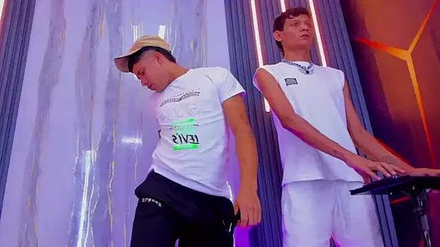 Play_boys_Hot2 from StripChat is Freechat