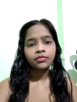 PreetyKitten from StripChat is Freechat