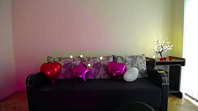 Check-out our cam rooms range and converse on a personal level with our delicious livecams streamers, showing off their spicy curves and toys.