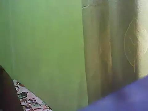 PrettyGirlXoX from StripChat is Freechat