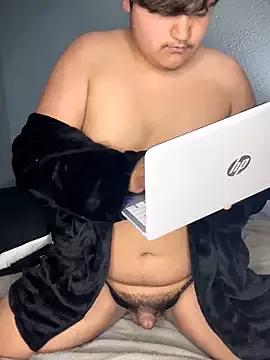 Photos of PRETTYISAIAH from StripChat is Freechat