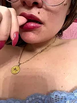 Photos of Pribaixinha from StripChat is Freechat