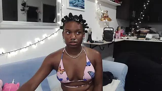 PrincessSapphire from StripChat is Freechat